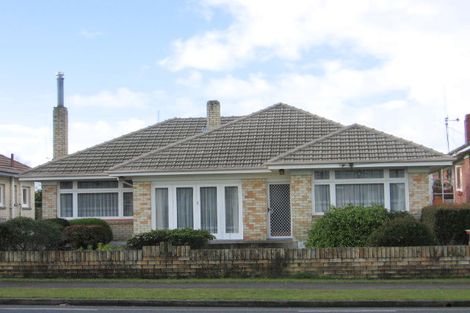 Photo of property in 106 Studholme Street, Morrinsville, 3300
