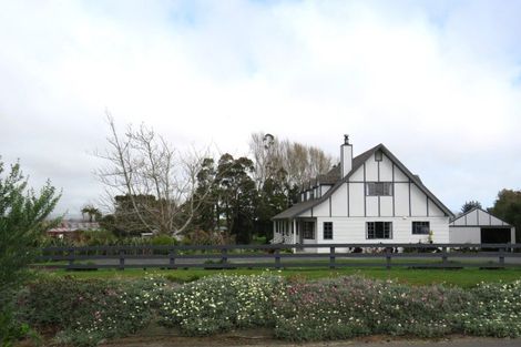 Photo of property in 33 Railway Terrace, Ohau, Levin, 5570