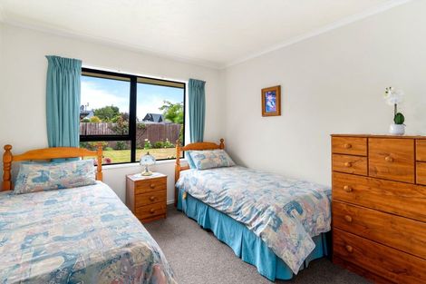 Photo of property in 12 Vanderbilt Place, Halswell, Christchurch, 8025