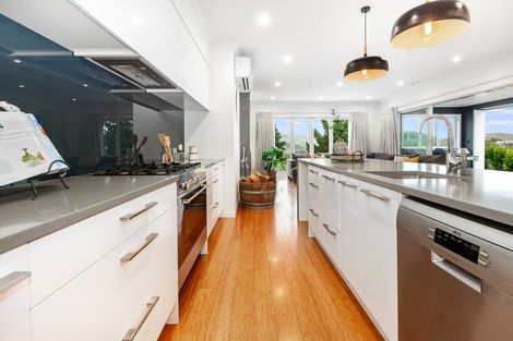 Photo of property in 32 Pacific View, Whitby, Porirua, 5024