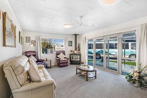 Photo of property in 22 Glamorgan Avenue, Tamatea, Napier, 4112