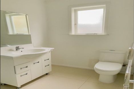 Photo of property in 1/24 Quebec Road, Milford, Auckland, 0620