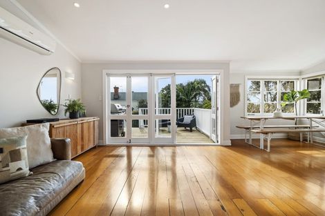 Photo of property in 112 Calliope Road, Stanley Point, Auckland, 0624