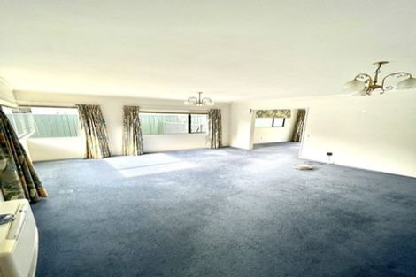 Photo of property in 2/25 Vincent Street, Waterloo, Lower Hutt, 5011