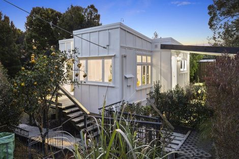 Photo of property in 11 Walbrook Road, Manly, Whangaparaoa, 0930