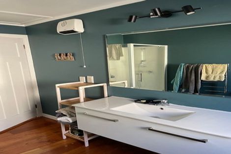 Photo of property in 24 Amaru Road, One Tree Hill, Auckland, 1061