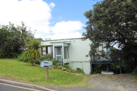Photo of property in 53 Waitea Road, Muriwai, Waimauku, 0881