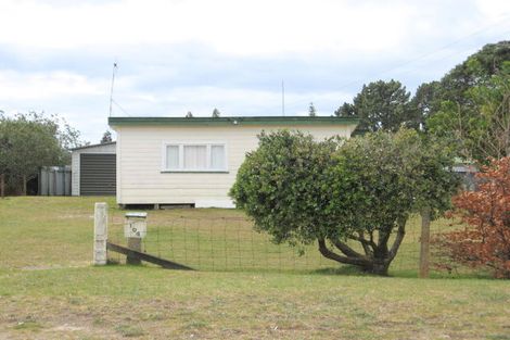 Photo of property in 104 Tui Road, Whangamata, 3620