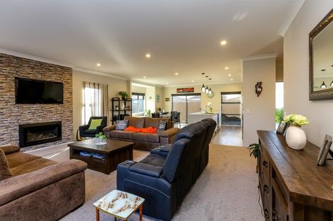 Photo of property in 8 Webster Street, Westown, New Plymouth, 4310