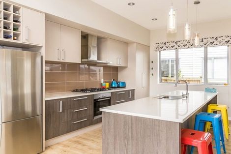 Photo of property in 10 Vera Court, Silverdale, 0932