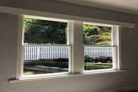 Photo of property in 86 Todman Street, Brooklyn, Wellington, 6021