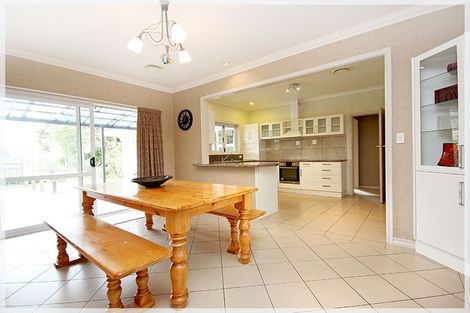 Photo of property in 54 Kawiu Road, Levin, 5510