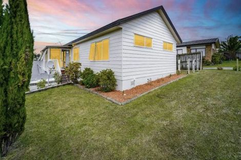 Photo of property in 67 Garton Drive, Massey, Auckland, 0614