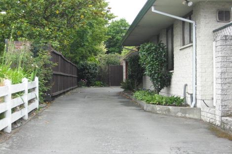 Photo of property in 2/15b Clyde Road, Upper Riccarton, Christchurch, 8041