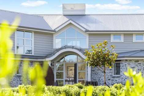 Photo of property in 26 Sandpiper Avenue, Point Wells, 0986