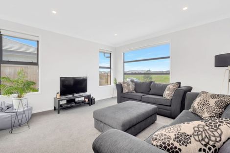 Photo of property in 19 Stevenson Drive, Papamoa, 3118