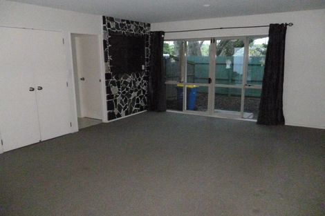 Photo of property in Emery Gardens, 11/4 Ambrico Place, New Lynn, Auckland, 0600