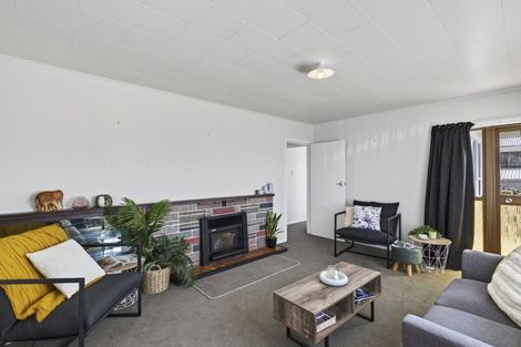 Photo of property in 25 Battiscombe Terrace, Waitara, 4320