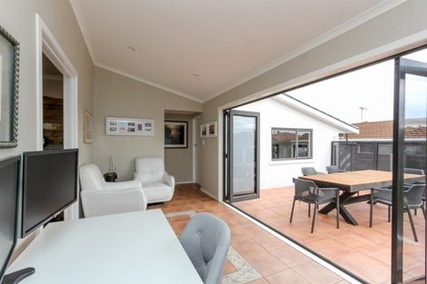 Photo of property in 1 Barriball Street, Fitzroy, New Plymouth, 4312