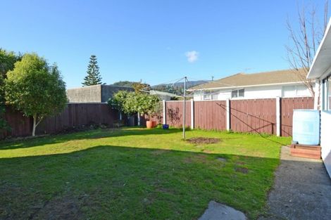Photo of property in 15 Riversdale Road, Clouston Park, Upper Hutt, 5018