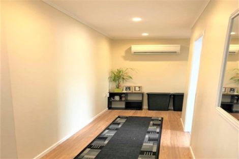 Photo of property in 16 Seattle Grove, Totara Park, Upper Hutt, 5018