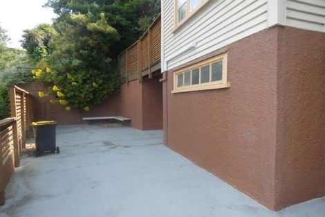 Photo of property in 92 Sutherland Road, Melrose, Wellington, 6023