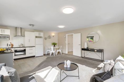 Photo of property in 2/19 Ranui Terrace, Tawa, Wellington, 5028