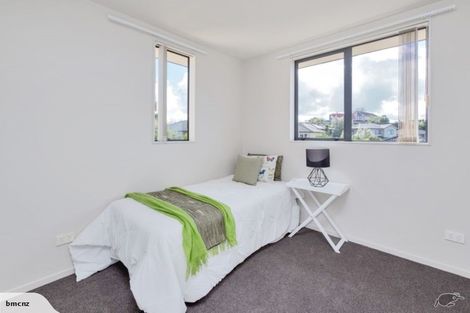 Photo of property in 33 Cityview Place, Massey, Auckland, 0614