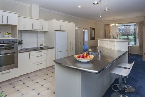 Photo of property in 27 Skyedale Drive, Harewood, Christchurch, 8051