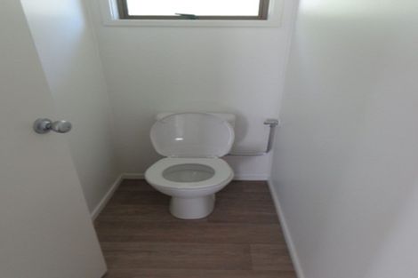 Photo of property in 206 Royal Road, Massey, Auckland, 0614