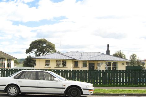 Photo of property in 16 Mackie Street, Waipukurau, 4200