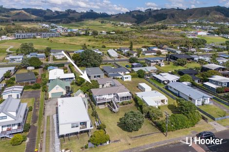 Photo of property in 70 Dillon Street, Waihi Beach, 3611