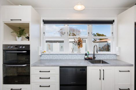 Photo of property in 42 Edinburgh Terrace, Foxton Beach, Foxton, 4815