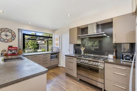 Photo of property in 28 Sledmere Street, Burnside, Christchurch, 8053