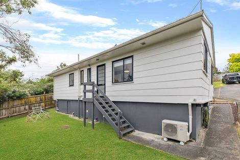 Photo of property in 2/7 Maywood Crescent, Glen Eden, Auckland, 0602