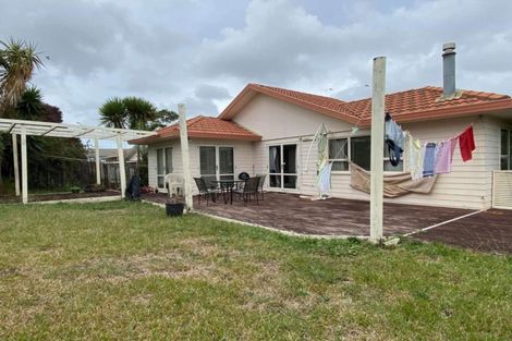 Photo of property in 55 Barbados Drive, Unsworth Heights, Auckland, 0632