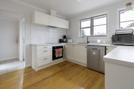 Photo of property in 221 Lamb Street, Leamington, Cambridge, 3432