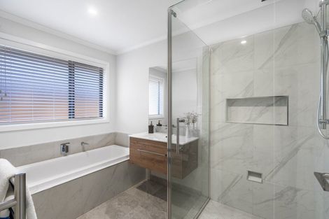 Photo of property in 38 Murray Ward Drive, Te Kauwhata, 3710