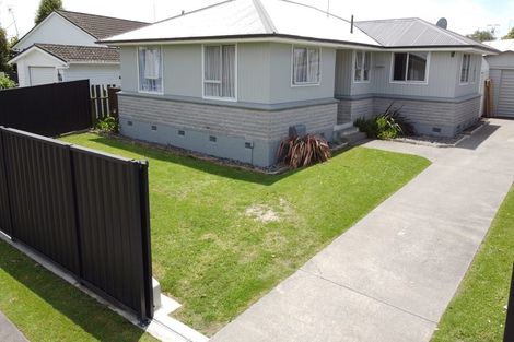 Photo of property in 52 Robinson Crescent, Tamatea, Napier, 4112