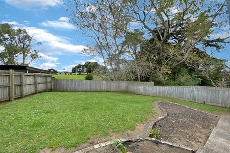 Photo of property in 30 Leaver Place, Weymouth, Auckland, 2103
