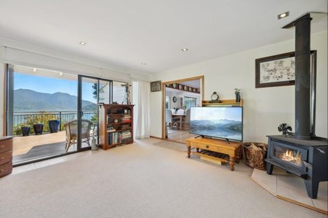Photo of property in 28 Moetapu Bay Road, Moetapu Bay, Picton, 7282