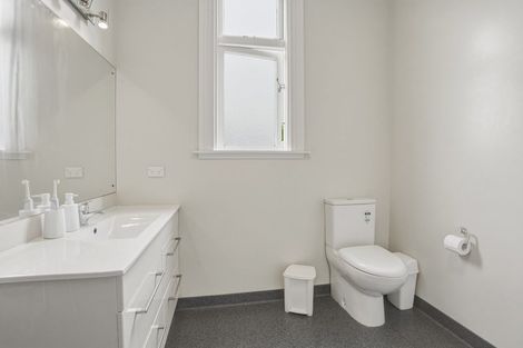 Photo of property in 939 Cumberland Street, North Dunedin, Dunedin, 9016