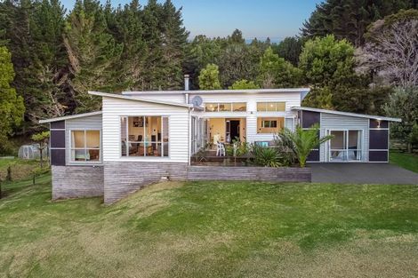 Photo of property in 125 Bodhisattva Road, Waitoki, Silverdale, 0994