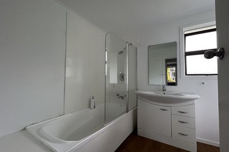 Photo of property in 124 Centennial Avenue, Helensburgh, Dunedin, 9010