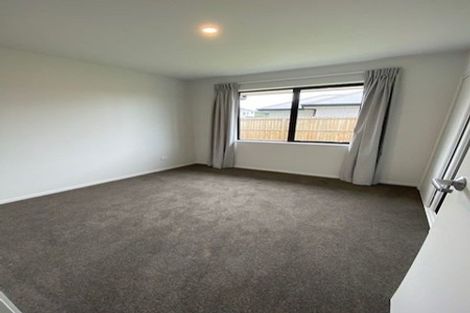 Photo of property in 5 Cabbage Close, Halswell, Christchurch, 8025