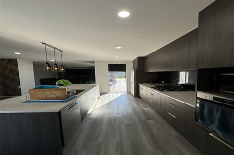 Photo of property in 12 Fountain Place, Rolleston, 7614