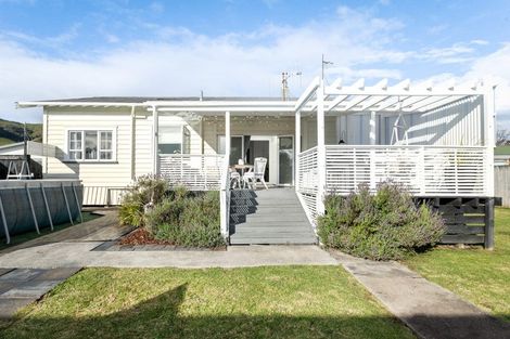 Photo of property in 80 Thames Road, Paeroa, 3600