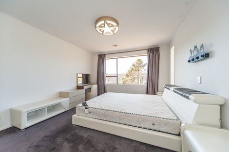 Photo of property in 1 Paddington Grove, Karori, Wellington, 6012