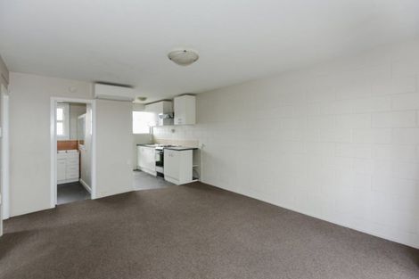 Photo of property in 4/267 Pages Road, Wainoni, Christchurch, 8061