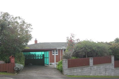 Photo of property in 5 Catherine Crescent, Moturoa, New Plymouth, 4310